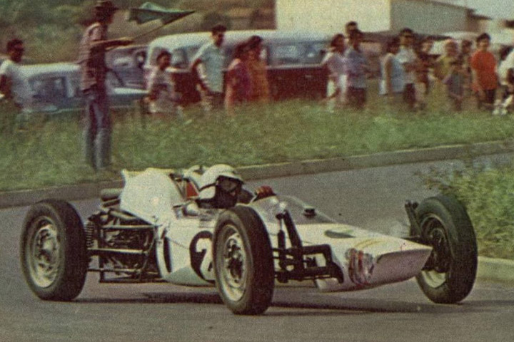FVee faz homenagem com o GP José Carlos Pace em Interlagos